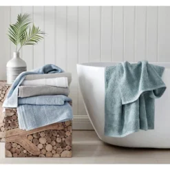 6pc Island Retreat Bath Towel Set Blue - Tommy Bahama -Bathroom Accessories Store GUEST 14aafb3d 8a12 4992 ab04 b27925e32bdc