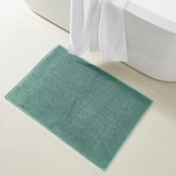 Modern Threads 100% Cotton Reversible Bath Mat. -Bathroom Accessories Store GUEST 19befbea 324c 4c3b 8f99 055041d87554