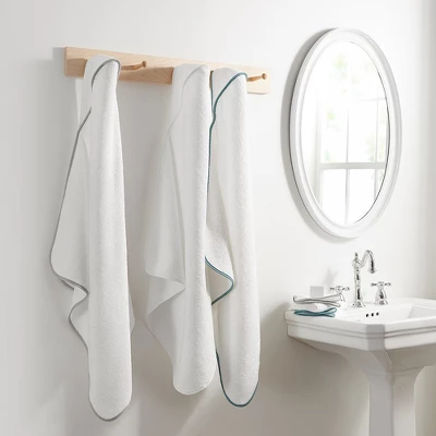 Hooded Baby Towel And Washcloth Set - Standard Textile Home 4 Hooded Baby Towel And Washcloth Set - Standard Textile Home - Image 2